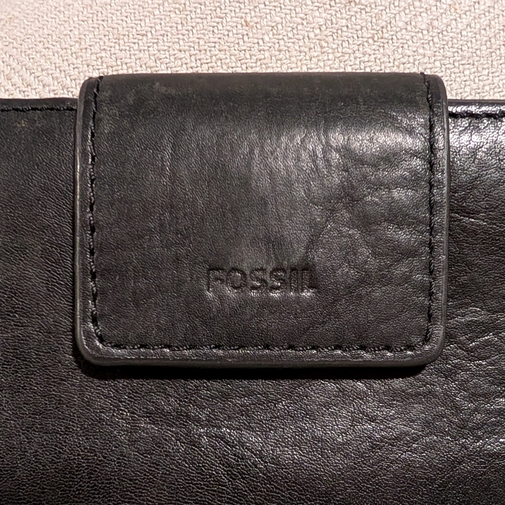 Fossil Wallet Slim Black Leather Bi-Fold Snap Flap